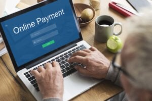 How to Accept International Payments: Secure Payment Methods for Overseas Clients